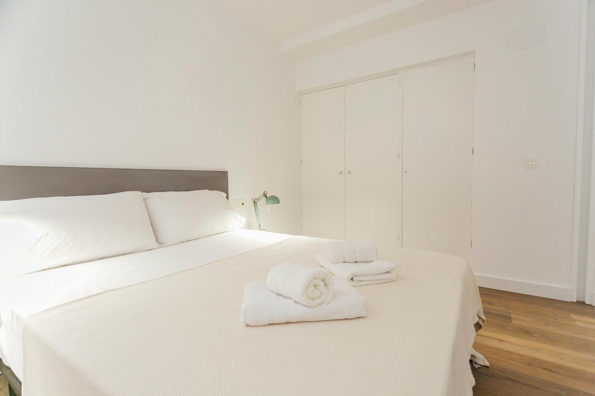 Decorated And Renovated- 2Bd 2Bth- Center Apartment Seville Luaran gambar