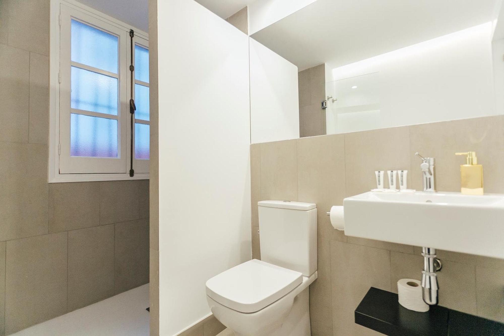 Decorated And Renovated- 2Bd 2Bth- Center Apartment Seville Luaran gambar
